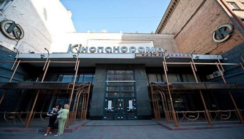 У столиці закривають два легендарні кінотеатри