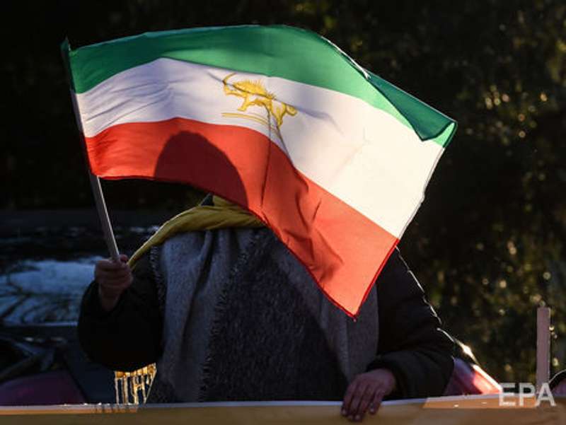Іранську спецслужбу запідозрили в організації терактів у Парижі