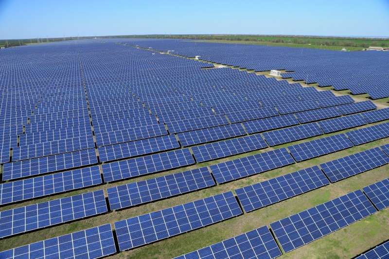 У Чорнобилі відкрили сонячну електростанцію