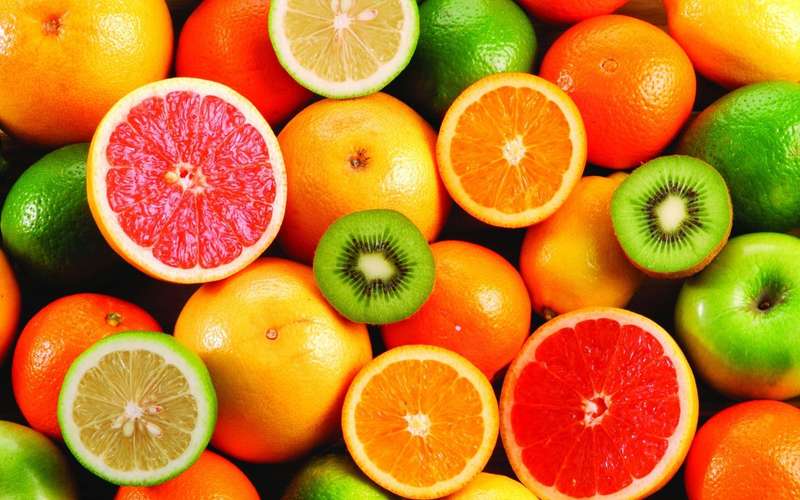 Дієтолог назвала фрукти, які покращують роботу мозку