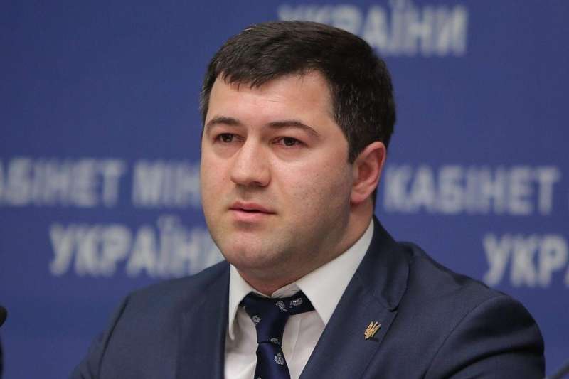 Назустріч Насірову: кому вигідно затягувати справу проти топ-чиновника