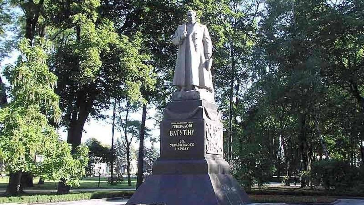 Київська поліція завтра захищатиме пам’ятник Ватутіну