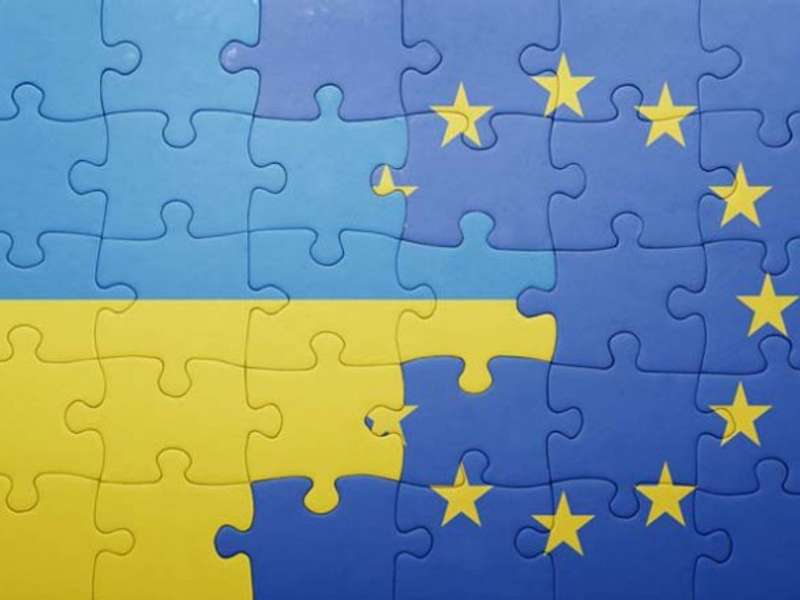Україна покращила відносини з ЄС - дослідження