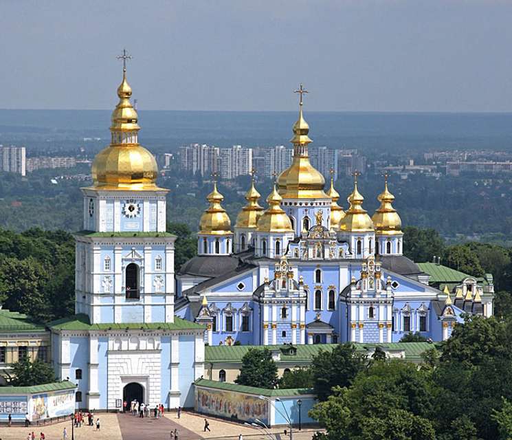 Михайлівському Золотоверхому собору - 905! 10 найцікавіших фактів з історії