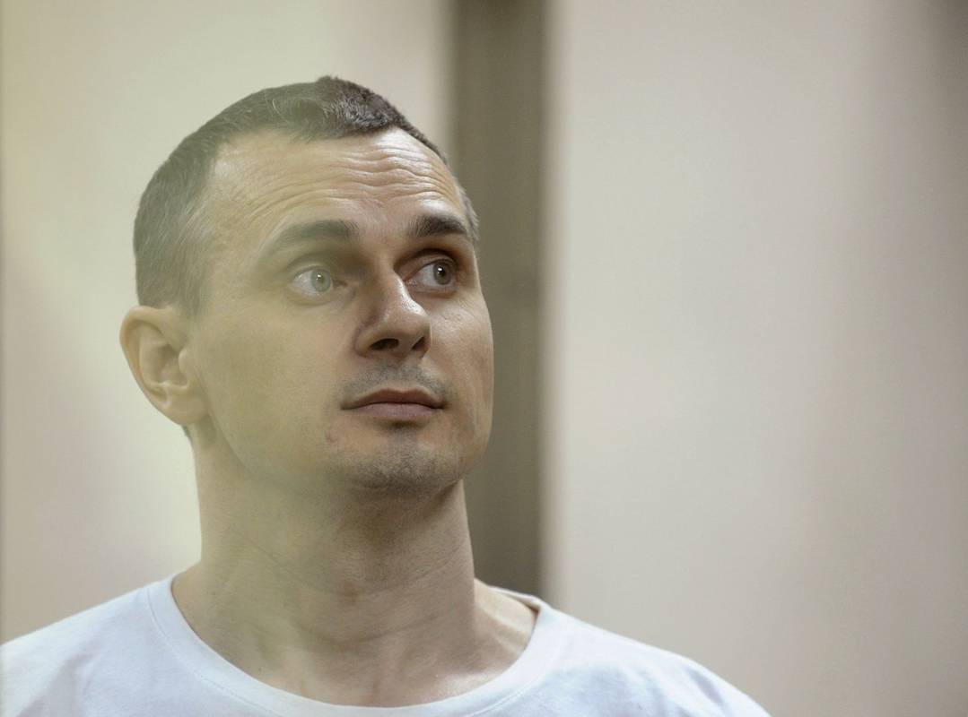 Польща присвоїла Сенцову високу премію за людську гідність