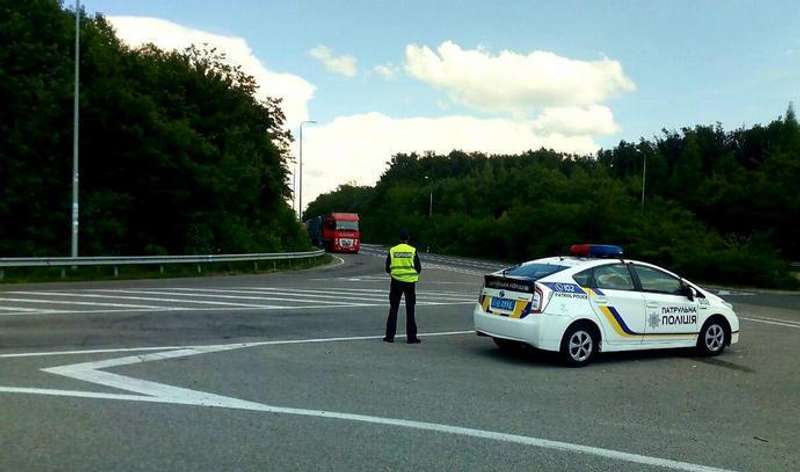 Понад 5 тисяч порушників за місяць зафіксували поліцейські камери на автотрасах