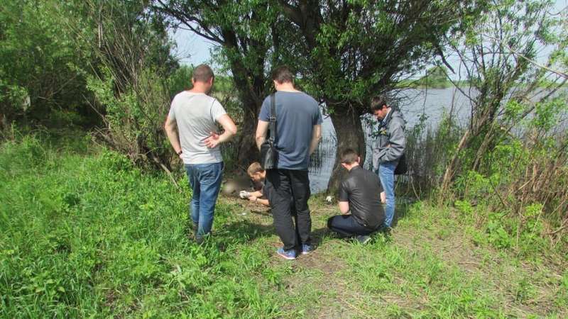 Під Ужгородом знайшли тіло з ознаками насильницької смерті