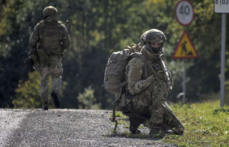 Окупанти стріляють прицільно по Старому Айдарі, Вільному, Троїцькому та Красногорівці