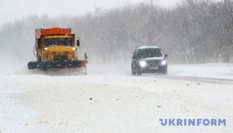 ДСНС попереджає: снігом засипле шість областей України