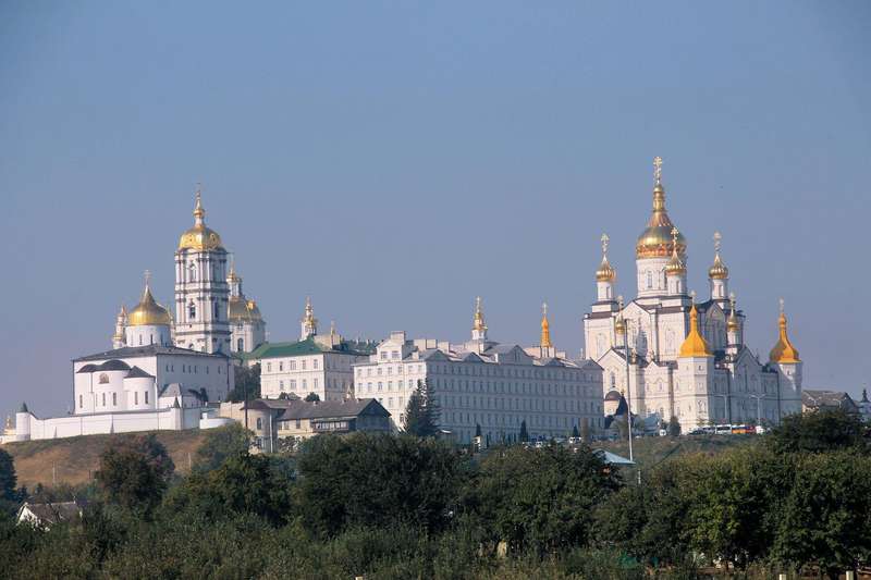 Мінкульт просить забрати майно Почаївської лаври від УПЦ МП. Триває розслідування