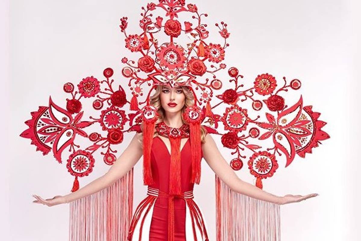 11 кілометрів шовкових ниток: представниця України на Міс Всесвіт показала костюм вагою 15 кг