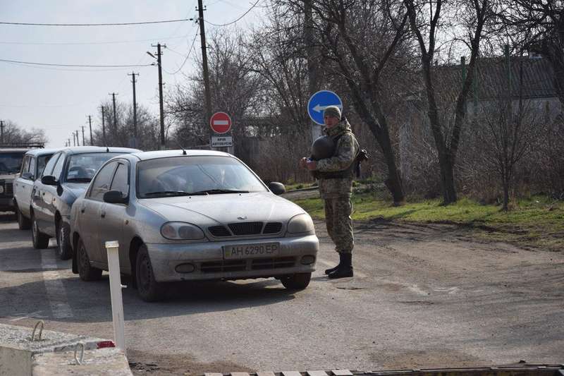 На лінії розмежування обмежили виїзд іноземців, - штаб ООС