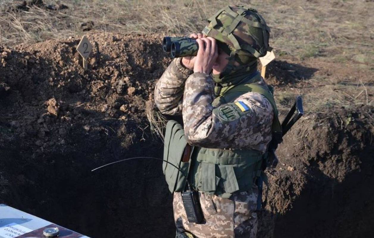 ООС: окупанти гатять із гранатометів і великокаліберних кулеметів