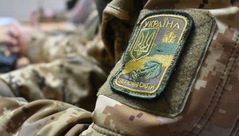 Навіть українські військові на спецзавданнях зможуть привітати близьких - Міноборони