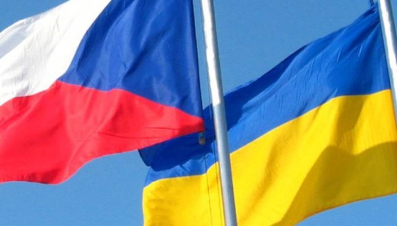 Українські заробітчани в Чехії найбільше з-поміж іноземців перевели додому грошей