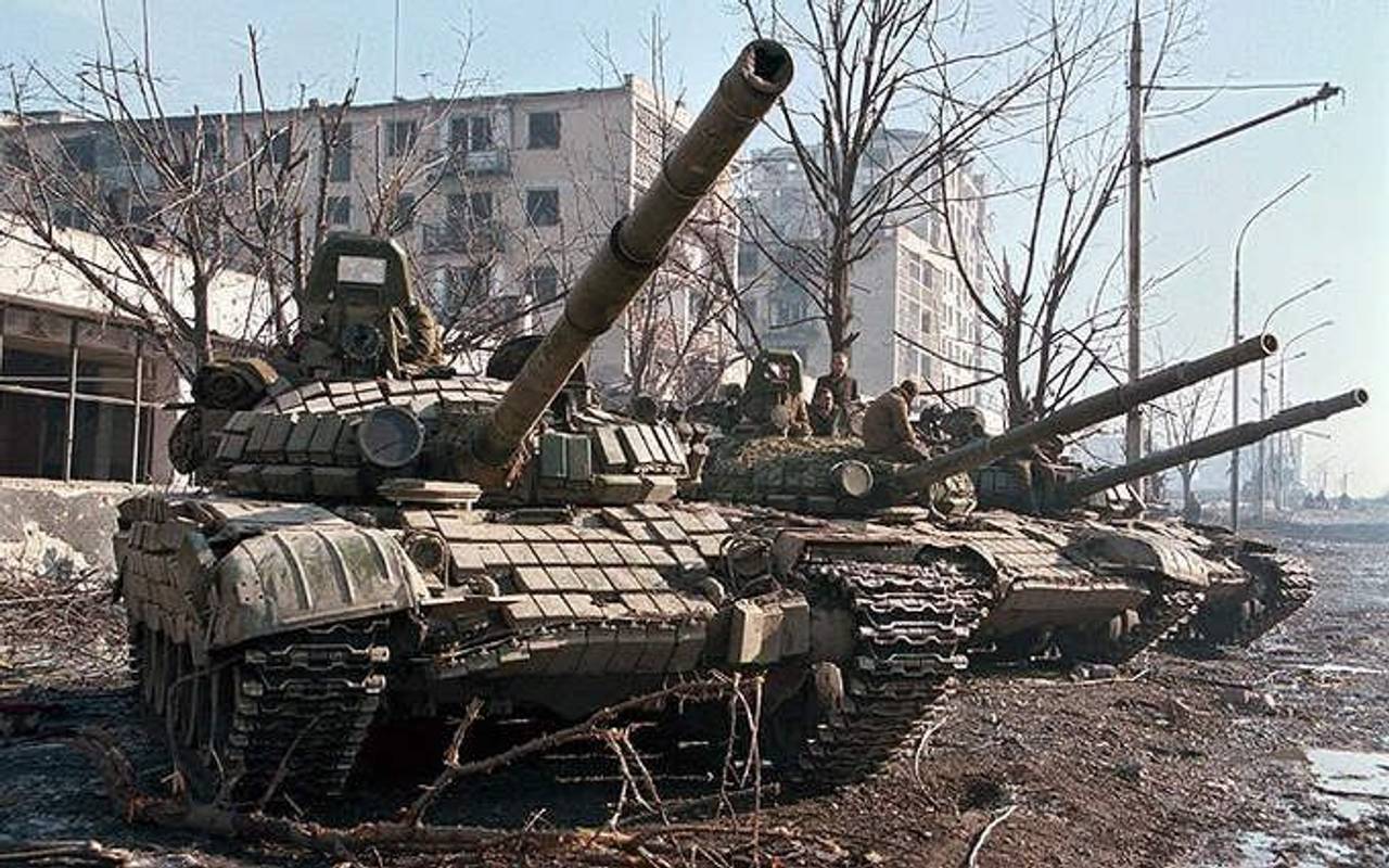 Спостерігачі ОБСЄ зафіксували скупчення військової техніки бойовиків біля Луганська