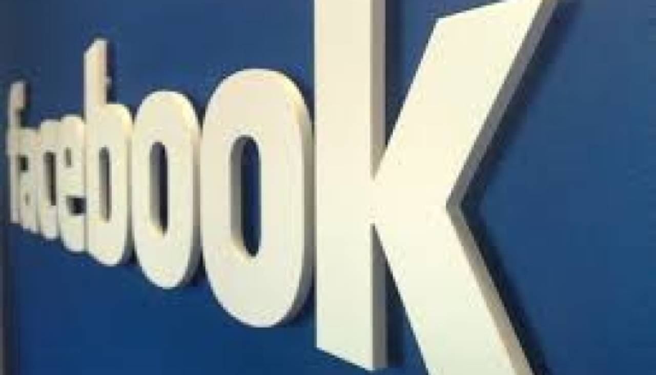 Відтепер кожен може побачити, хто наповнює сторінки спільнот у Facebook