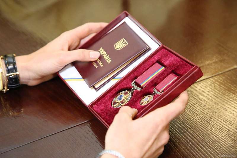 Порошенко нагородив орденом За заслуги трьох митрополитів