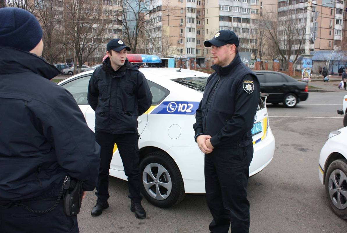 У квартирі, яку знімав росіянин-утікач, виявили труп жінки