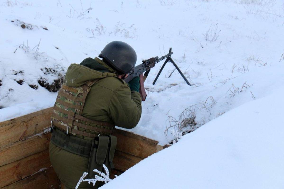 На Водохреща бойовики чотири рази обстріляли позиції наших військ