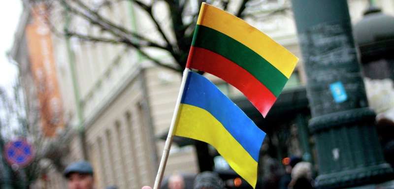 Європейська країна назвала українців найчисленнішою діаспорою