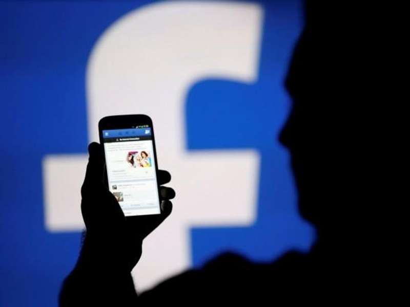 Справа про передачу даних: Facebook може заплатити США понад 22,5 млн доларів