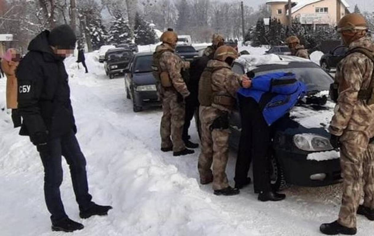 На Сумщині затримали банду рекетирів