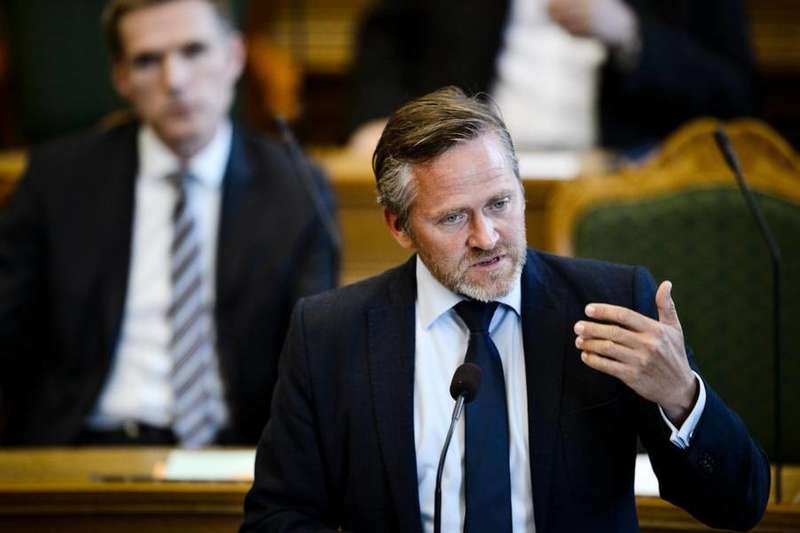 Глава МЗС Данії пригрозив Кремлю санкціями через полонених моряків
