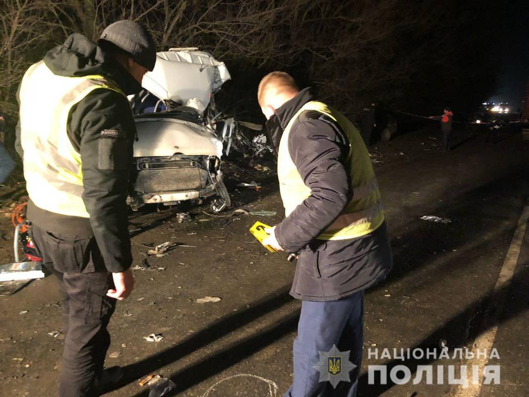 У потрійній ДТП на Одещині загинули двоє поліцейських