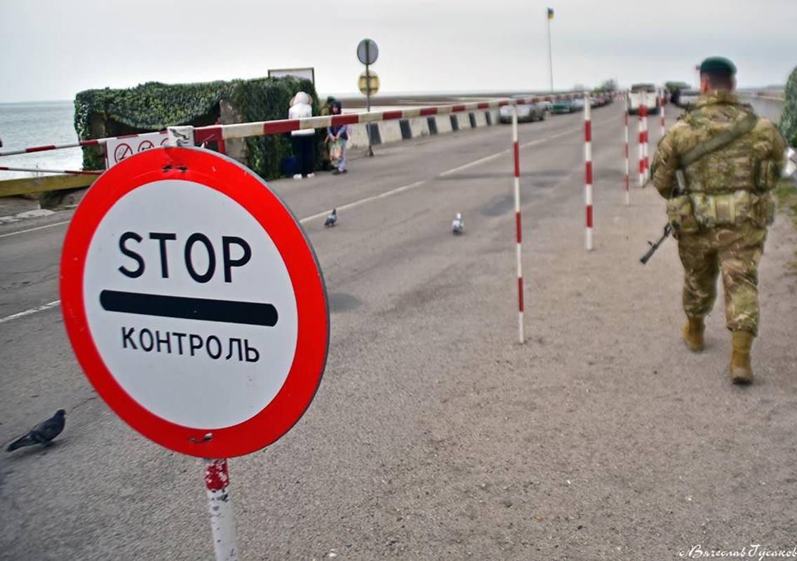 Мешканець Криму відмовився від російського паспорта. Його депортували й відібрали право жити на рідній землі