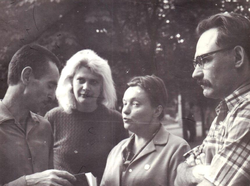/storage/2019/09/13/image/md_i6oY_17-1960-ti-valentin-moroz-alla-gorska-zinoviya-franko-ivan-svitlichniy-kiiv.jpeg