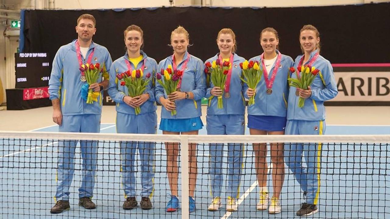Фото зі сторінки НОК України та олімпійська команда у Facebook