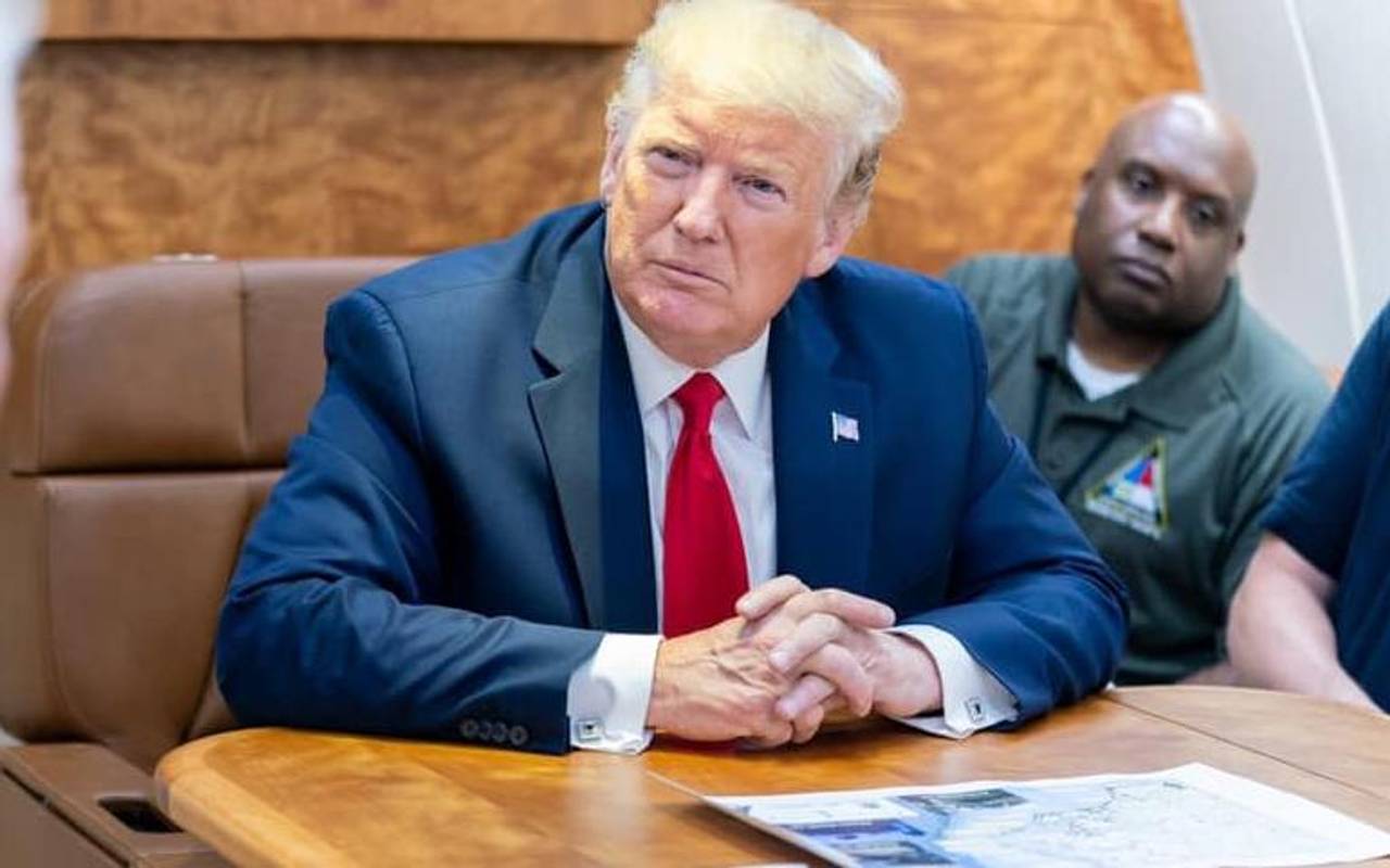 Фото зі сторінки Дональда Трампа у Facebook