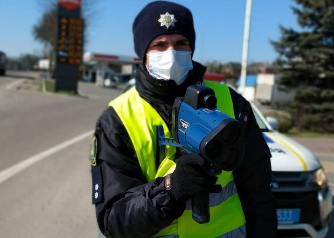 За нетверезе водіння і перевищення швидкості. В Україні запрацювали нові штрафи за порушення ПДР