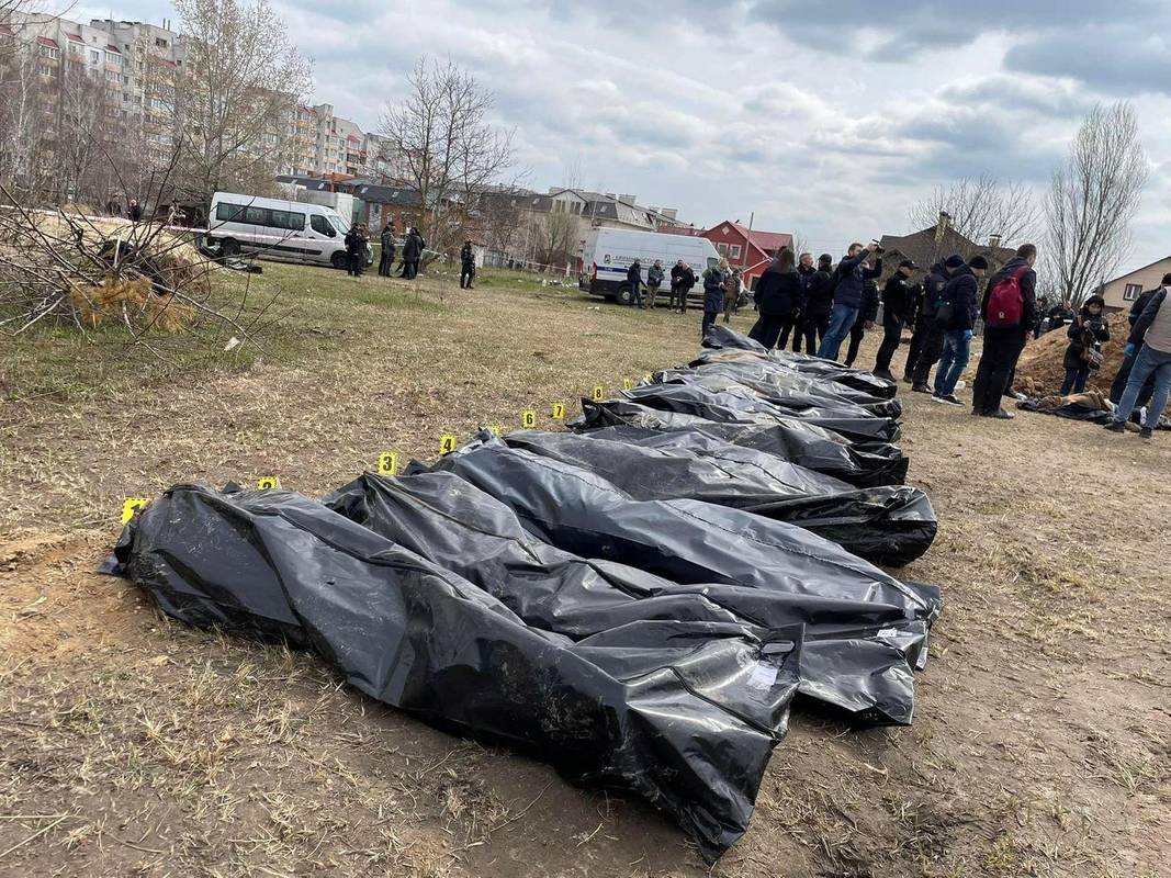 Відрізали обидві руки на очах у доньки. Стало відомо про нові звірства окупантів в Україні