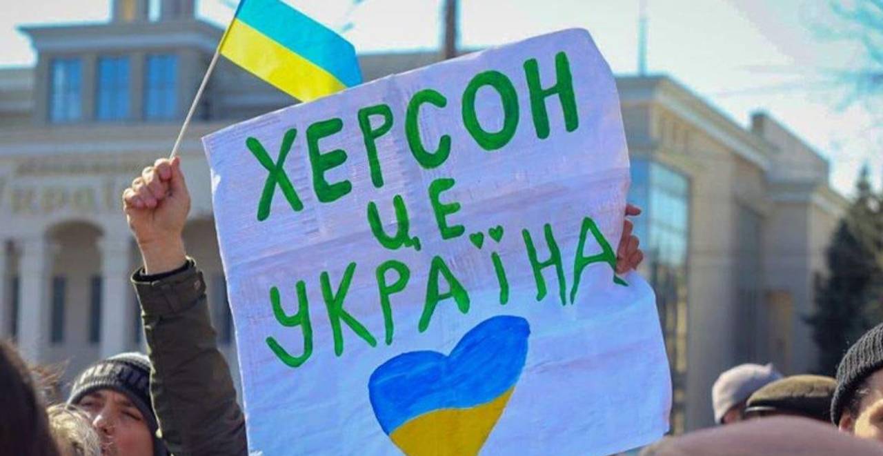 На Херсонщині російські окупанти перенесли референдум на 27 квітня