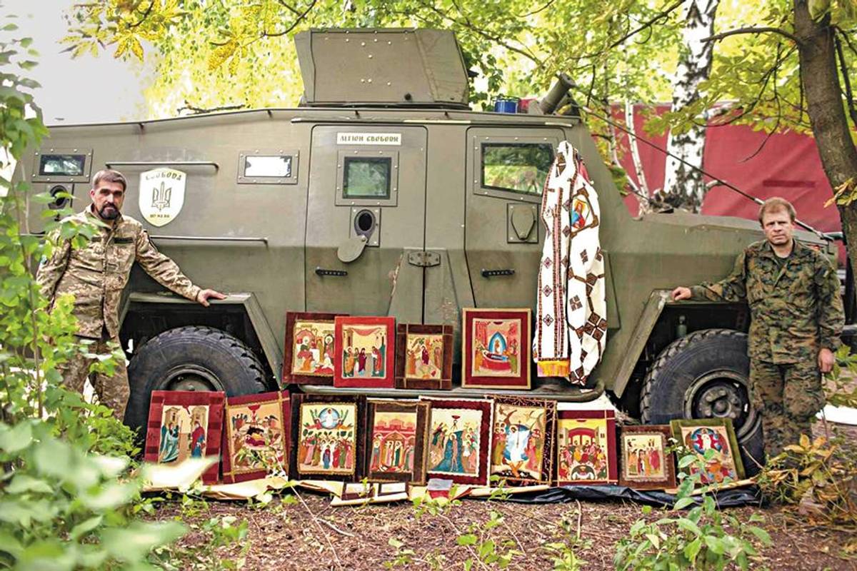 Врятовані ікони планують передати назад у Лисичанськ, щойно Україна переможе у війні.