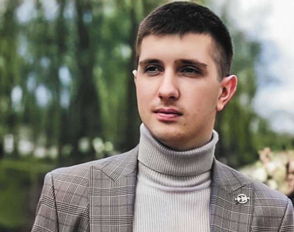 Денис Карпенко