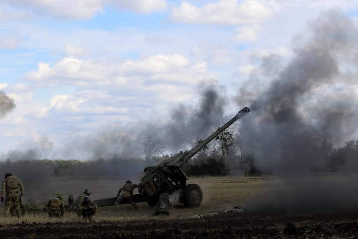 240-а доба війни: наші війська відбили п'ять ворожих атак на Донбасі та продовжують звільняти Херсонщину