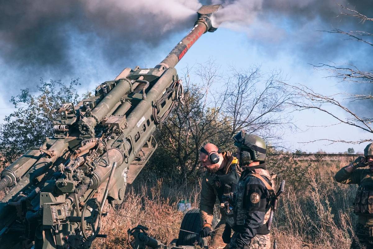 Ворог веде наступ на трьох напрямках Донбасу, ЗСУ відбили атаки біля шести населених пунктів