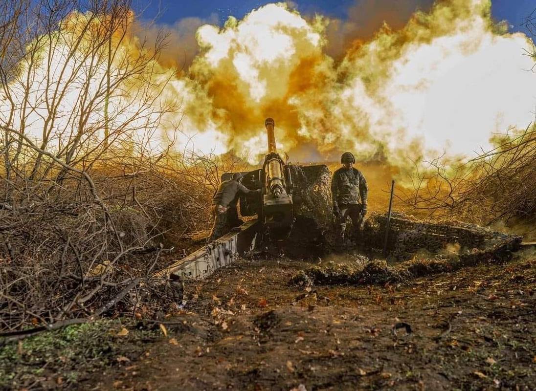 Наші воїни збили 2 російських гелікоптери, знищили понад 80 окупантів та звільнили село на Херсонщині