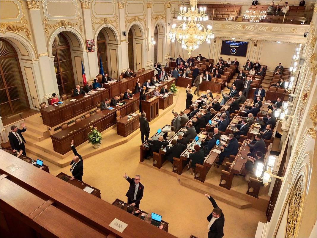 Парламент Чехії визнав путінський режим терористичним