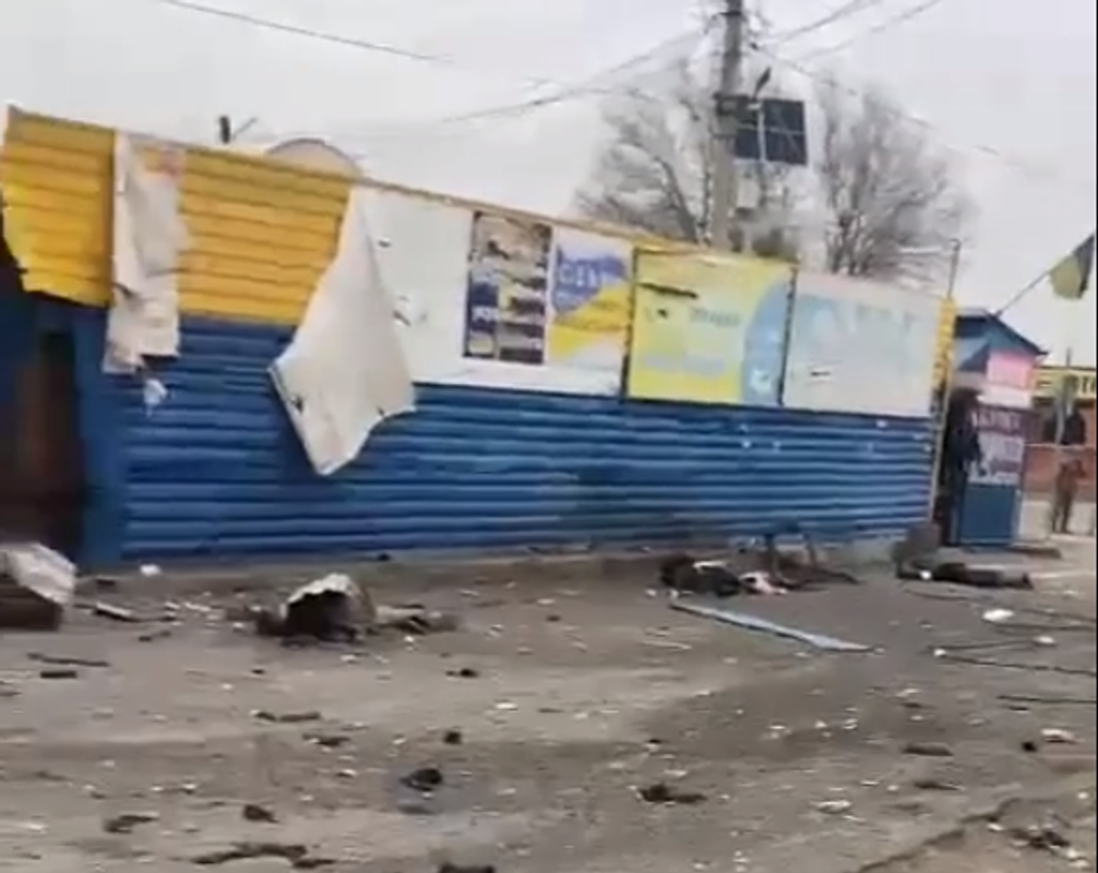 Окупанти обстріляли Курахове: багато загиблих і поранених