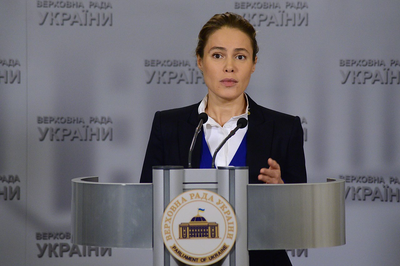 Маєток під Києвом і ділянка у Підмосков’ї: у Наталії Королевської ...