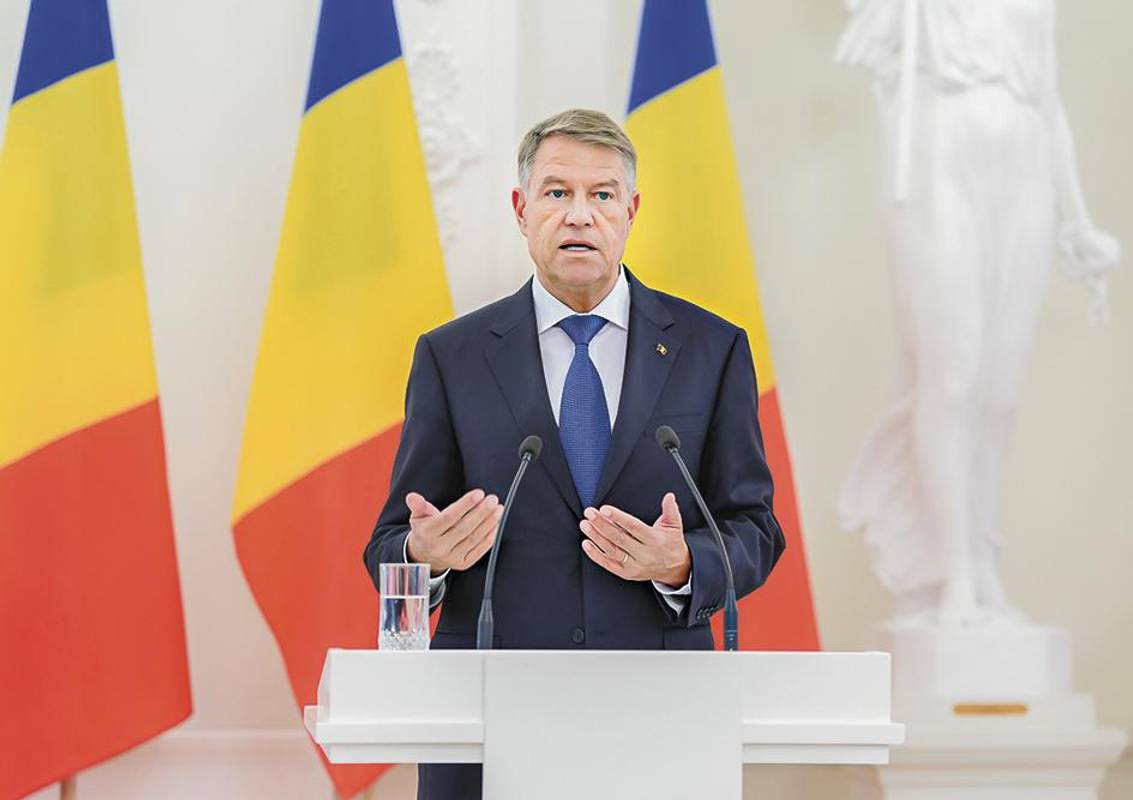 Президент Румунії вимагає надати більше прав нацменшинам в Україні.