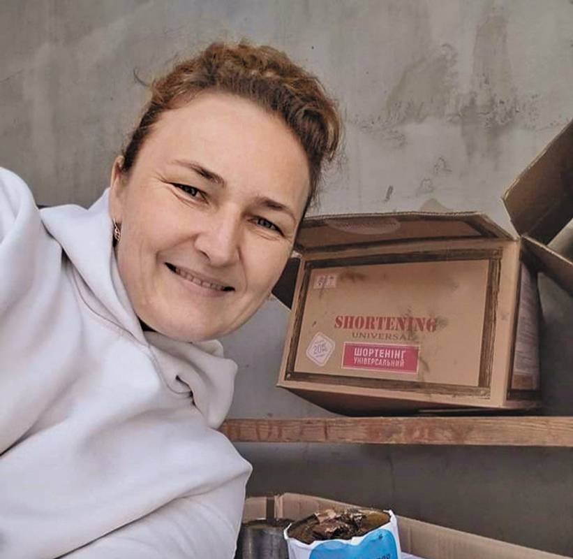 ● Жанна Концемал організувала команду допомоги ЗСУ.