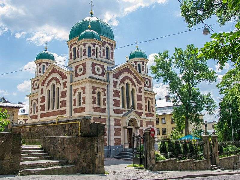 Львів позбувся московського патріархату. “Вперше за майже 80 років тут молились українською мовою”