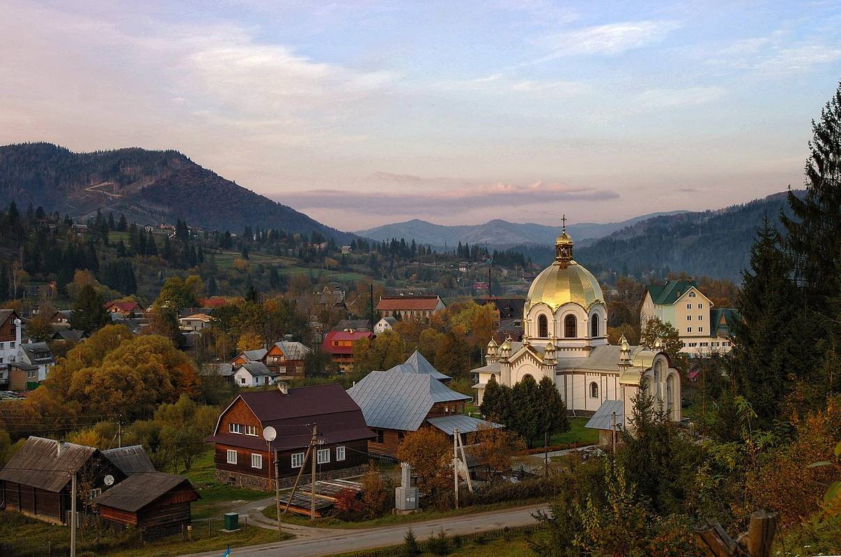 Фото uk.wikipedia.org/wiki/Славсько_(Україна)