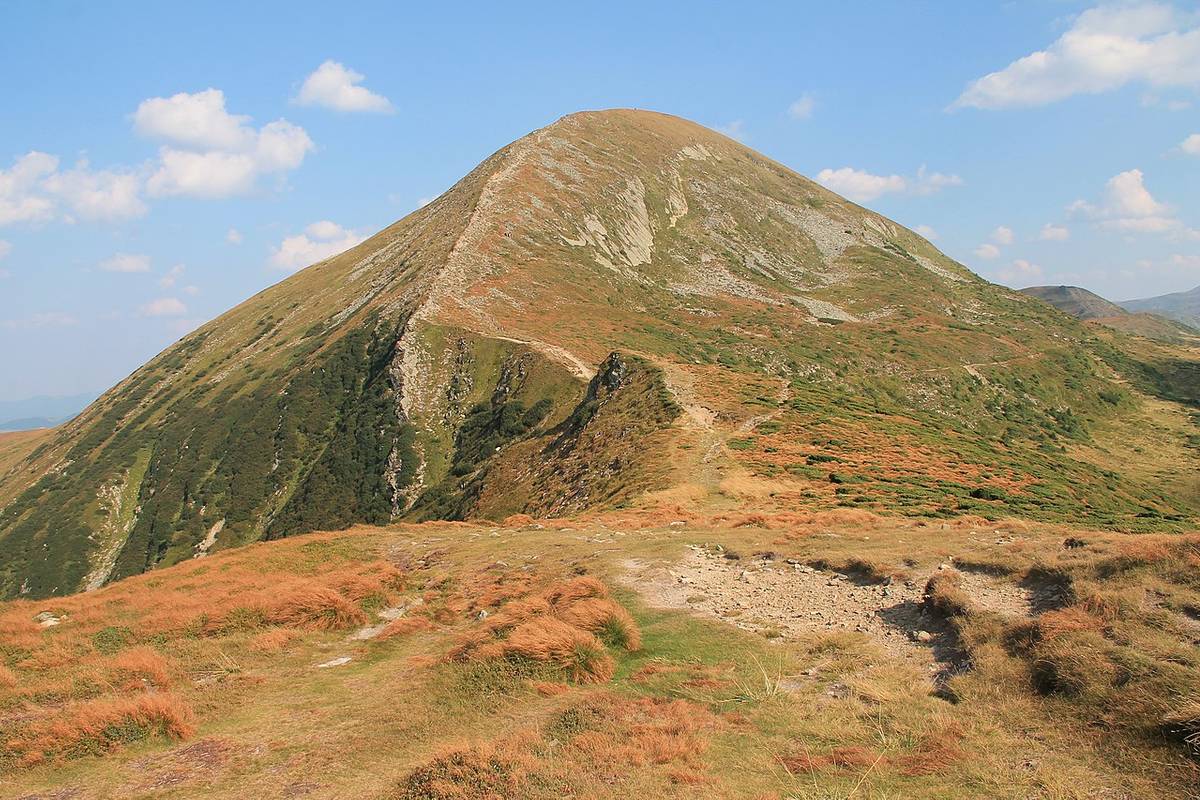 Гора Говерла. Фото з Вікіпедії