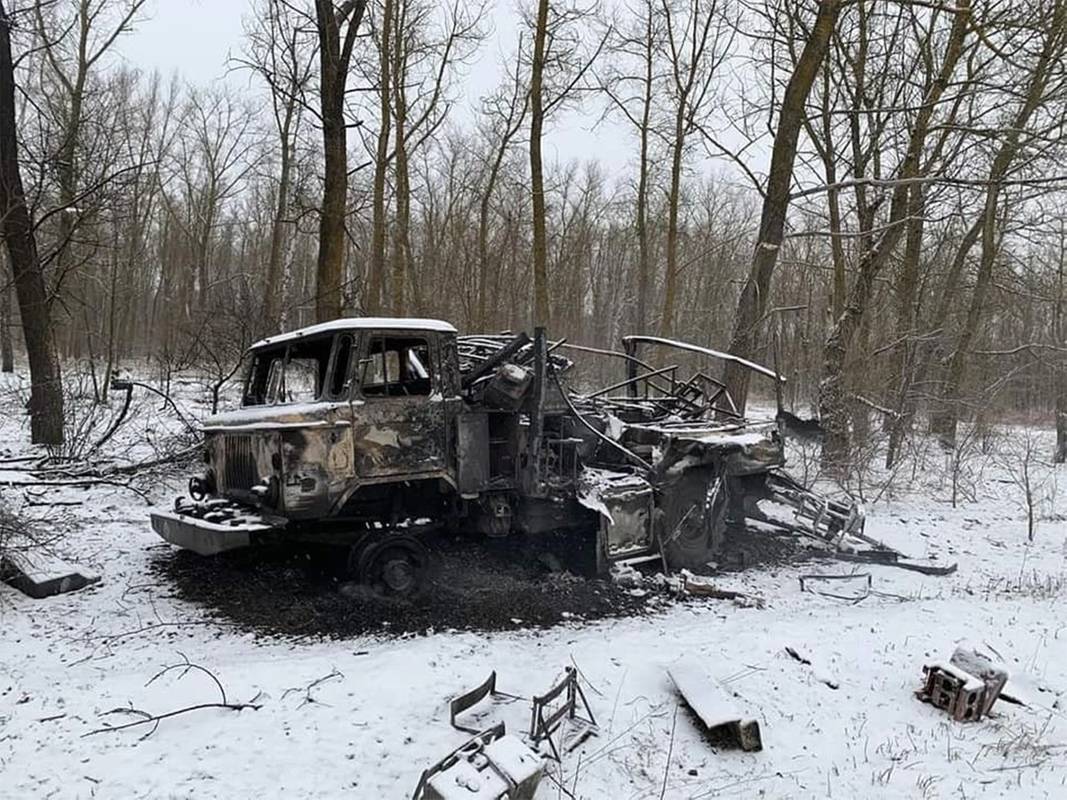 ЗСУ розбили броньовий кулак ворога під Лиманом: на полі догоряють десятки бойових машин